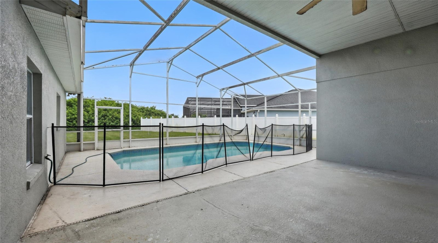 Lanai/Pool