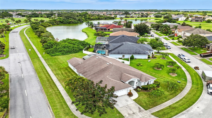 KISSIMMEE, Florida 34746, 4 Bedrooms Bedrooms, ,3 BathroomsBathrooms,Residential,For Sale,ROUGHSIDE,0,MFRG5100687