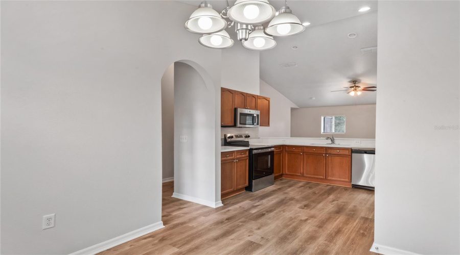 DAVENPORT, Florida 33896, 4 Bedrooms Bedrooms, ,2 BathroomsBathrooms,Residential,For Sale,PARADISE WOODS,0,MFRTB8410654