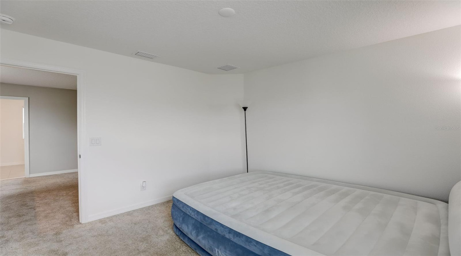DAVENPORT, Florida 33837, 5 Bedrooms Bedrooms, ,2 BathroomsBathrooms,Residential,For Sale,SCRUB OAK HAMMOCK,0,MFRO6276882