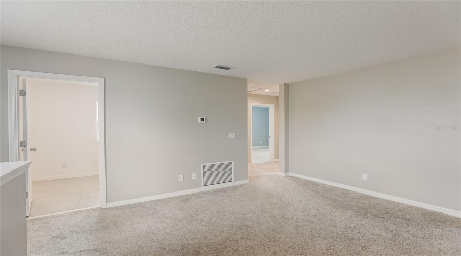 DAVENPORT, Florida 33837, 5 Bedrooms Bedrooms, ,2 BathroomsBathrooms,Residential,For Sale,SCRUB OAK HAMMOCK,0,MFRO6276882