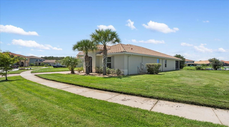 KISSIMMEE, Florida 34746, 3 Bedrooms Bedrooms, ,2 BathroomsBathrooms,Residential,For Sale,CARRICK BEND DR,0,MFRO6335795