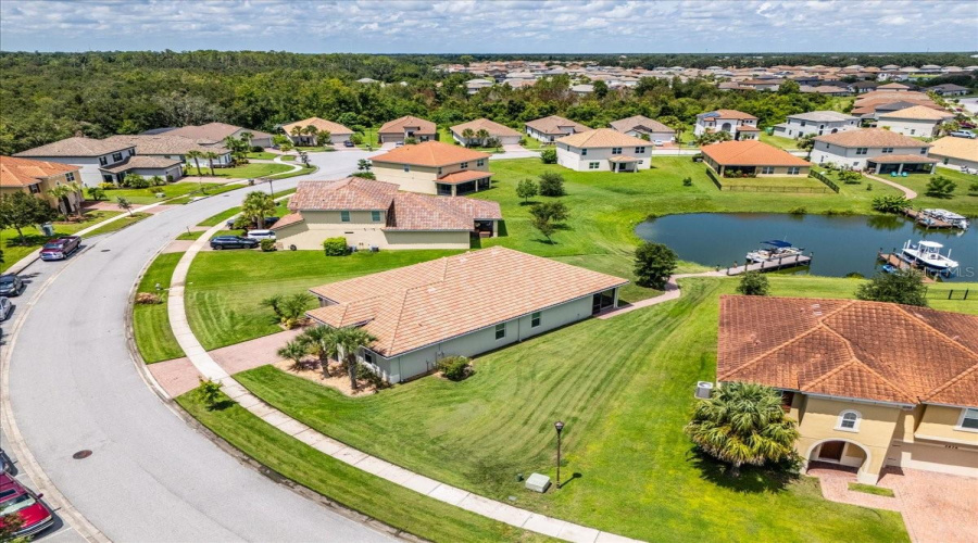 KISSIMMEE, Florida 34746, 3 Bedrooms Bedrooms, ,2 BathroomsBathrooms,Residential,For Sale,CARRICK BEND DR,0,MFRO6335795