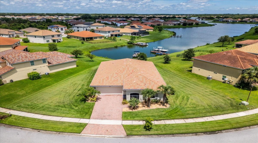 KISSIMMEE, Florida 34746, 3 Bedrooms Bedrooms, ,2 BathroomsBathrooms,Residential,For Sale,CARRICK BEND DR,0,MFRO6335795