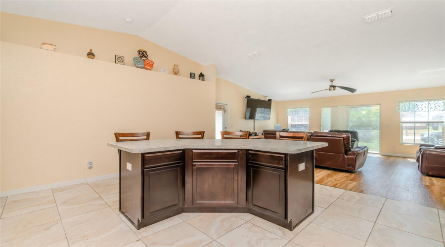 DAVENPORT, Florida 33837, 3 Bedrooms Bedrooms, ,2 BathroomsBathrooms,Residential,For Sale,CONCH KEY,0,MFRG5100839