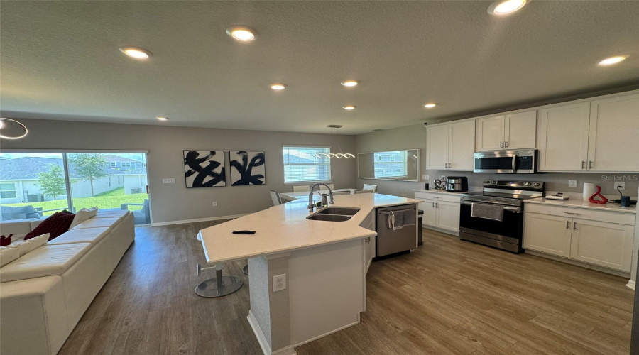 DAVENPORT, Florida 33837, 4 Bedrooms Bedrooms, ,3 BathroomsBathrooms,Residential,For Sale,ORCHID DRIVE,0,MFRS5132561
