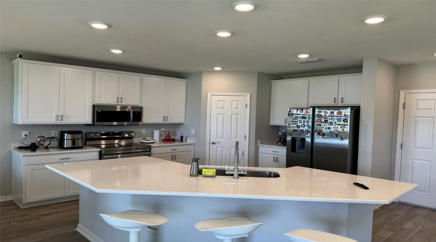 DAVENPORT, Florida 33837, 4 Bedrooms Bedrooms, ,3 BathroomsBathrooms,Residential,For Sale,ORCHID DRIVE,0,MFRS5132561