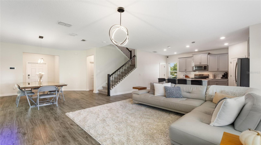 DAVENPORT, Florida 33896, 3 Bedrooms Bedrooms, ,3 BathroomsBathrooms,Residential,For Sale,TRAPPERS TRAIL,0,MFRS5132288