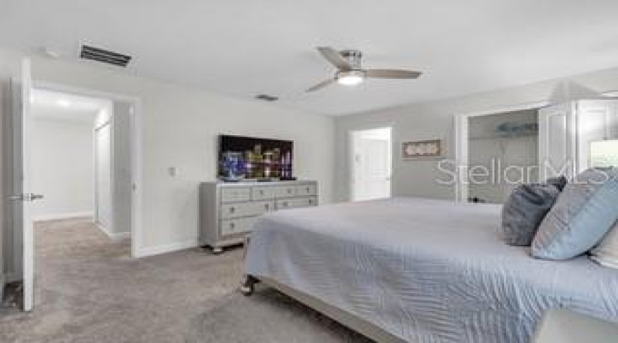 KISSIMMEE, Florida 34746, 4 Bedrooms Bedrooms, ,3 BathroomsBathrooms,Residential,For Sale,DEDICATION,0,MFRO6335802