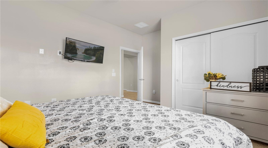 KISSIMMEE, Florida 34747, 5 Bedrooms Bedrooms, ,4 BathroomsBathrooms,Residential,For Sale,MAJORCA,0,MFRO6335963