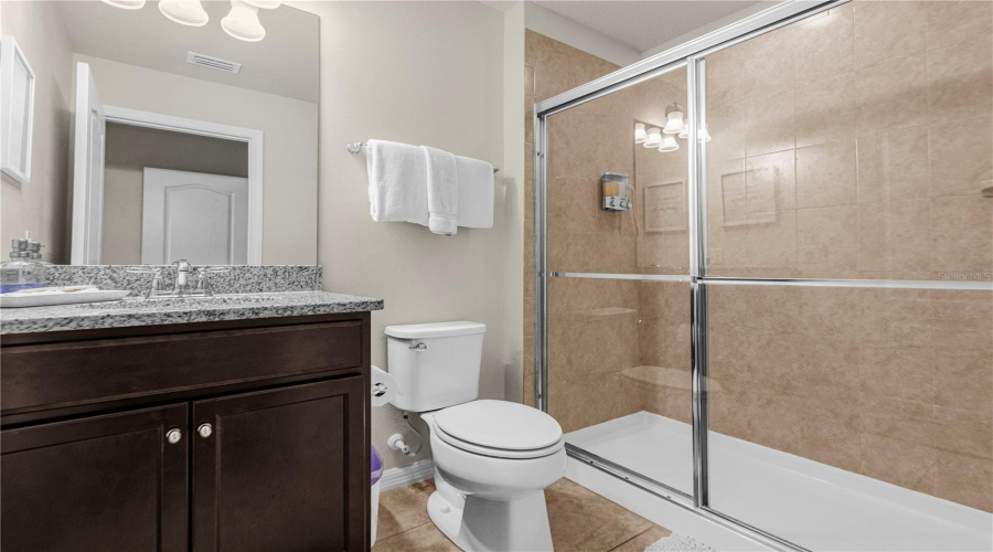 KISSIMMEE, Florida 34747, 5 Bedrooms Bedrooms, ,4 BathroomsBathrooms,Residential,For Sale,MAJORCA,0,MFRO6335963