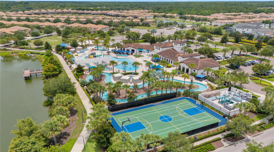 KISSIMMEE, Florida 34747, 5 Bedrooms Bedrooms, ,4 BathroomsBathrooms,Residential,For Sale,MAJORCA,0,MFRO6335963