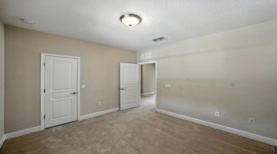 DAVENPORT, Florida 33896, 3 Bedrooms Bedrooms, ,2 BathroomsBathrooms,Residential,For Sale,RIVERDALE,0,MFRO6332197
