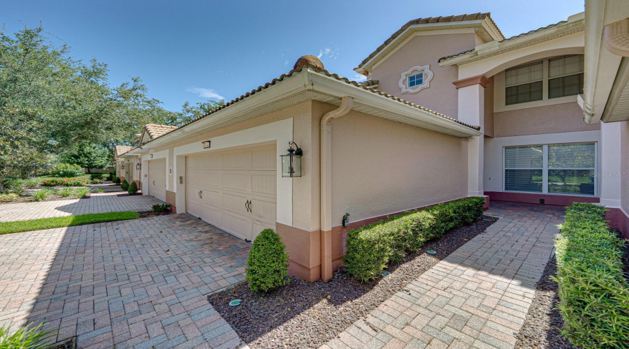 DAVENPORT, Florida 33896, 3 Bedrooms Bedrooms, ,2 BathroomsBathrooms,Residential,For Sale,RIVERDALE,0,MFRO6332197