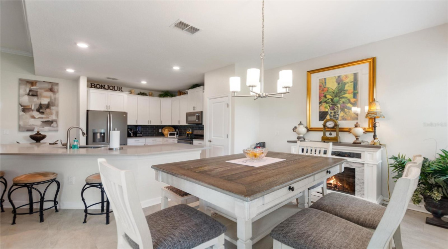 DAVENPORT, Florida 33896, 5 Bedrooms Bedrooms, ,3 BathroomsBathrooms,Residential,For Sale,MICKELSON CT,0,MFRS5129874