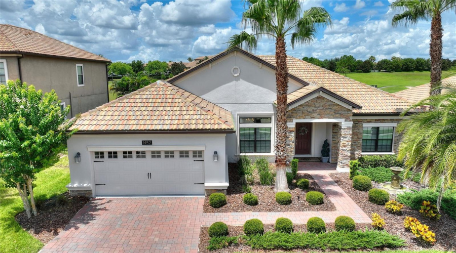 DAVENPORT, Florida 33896, 5 Bedrooms Bedrooms, ,3 BathroomsBathrooms,Residential,For Sale,MICKELSON CT,0,MFRS5129874