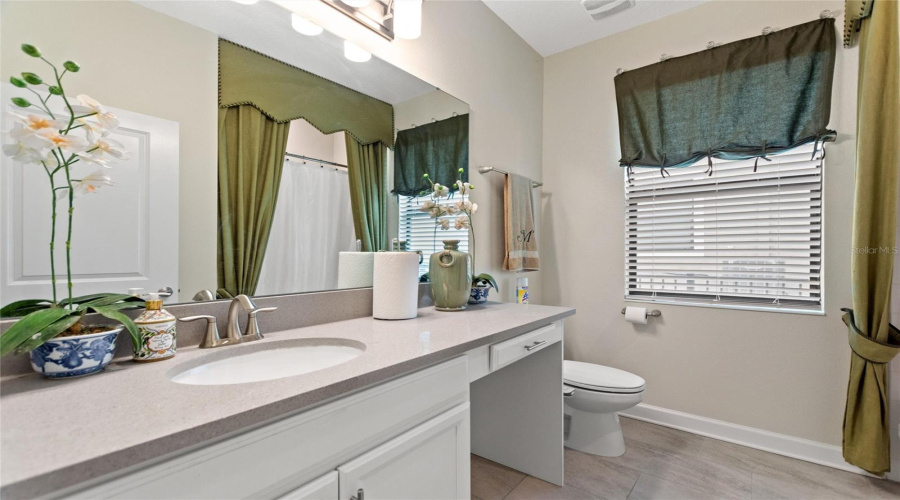 DAVENPORT, Florida 33896, 5 Bedrooms Bedrooms, ,3 BathroomsBathrooms,Residential,For Sale,MICKELSON CT,0,MFRS5129874
