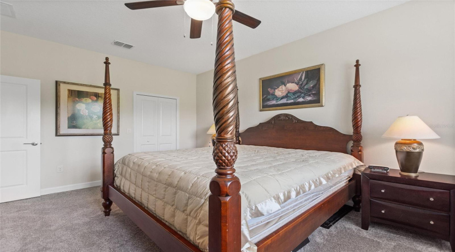 DAVENPORT, Florida 33896, 5 Bedrooms Bedrooms, ,3 BathroomsBathrooms,Residential,For Sale,MICKELSON CT,0,MFRS5129874