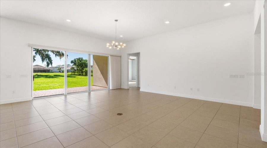 KISSIMMEE, Florida 34746, 3 Bedrooms Bedrooms, ,2 BathroomsBathrooms,Residential,For Sale,BOWFIN,0,MFRO6335245