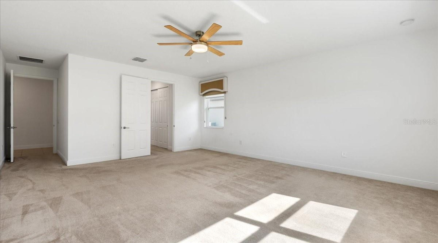KISSIMMEE, Florida 34746, 3 Bedrooms Bedrooms, ,2 BathroomsBathrooms,Residential,For Sale,BOWFIN,0,MFRO6335245
