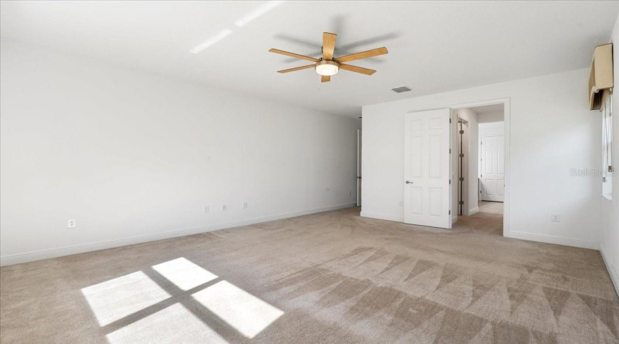 KISSIMMEE, Florida 34746, 3 Bedrooms Bedrooms, ,2 BathroomsBathrooms,Residential,For Sale,BOWFIN,0,MFRO6335245