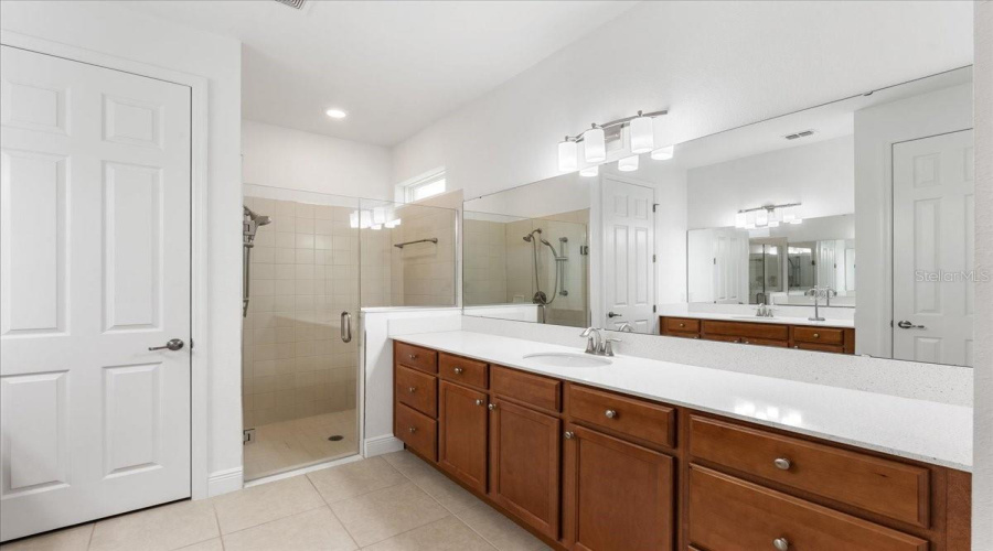KISSIMMEE, Florida 34746, 3 Bedrooms Bedrooms, ,2 BathroomsBathrooms,Residential,For Sale,BOWFIN,0,MFRO6335245