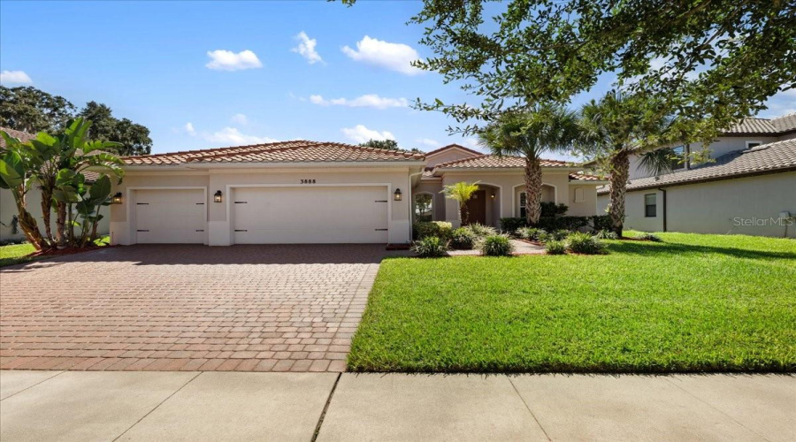 KISSIMMEE, Florida 34746, 3 Bedrooms Bedrooms, ,2 BathroomsBathrooms,Residential,For Sale,BOWFIN,0,MFRO6335245