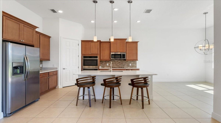 KISSIMMEE, Florida 34746, 3 Bedrooms Bedrooms, ,2 BathroomsBathrooms,Residential,For Sale,BOWFIN,0,MFRO6335245