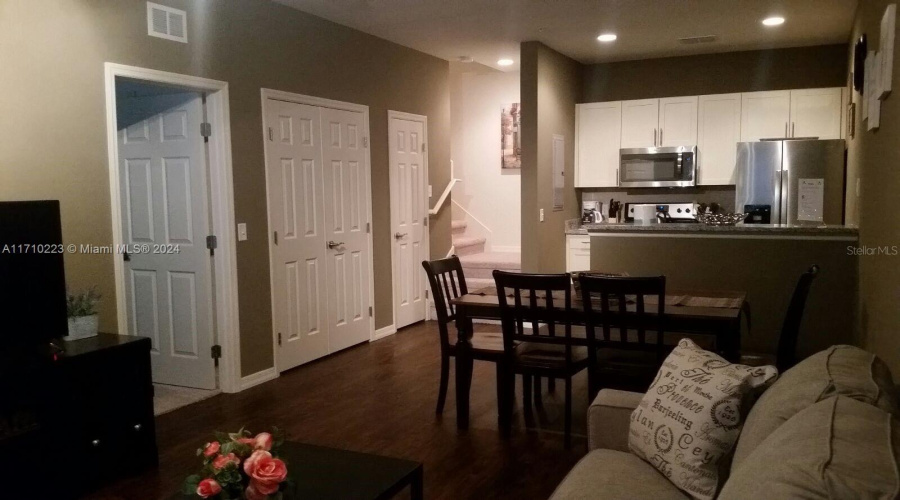 KISSIMMEE, Florida 34747, 3 Bedrooms Bedrooms, ,2 BathroomsBathrooms,Residential,For Sale,CUPID,0,MFRS5132811