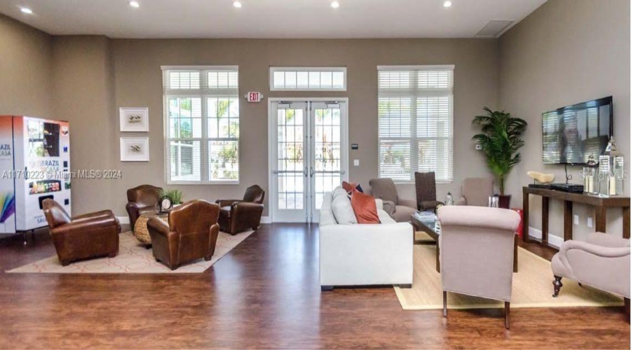 KISSIMMEE, Florida 34747, 3 Bedrooms Bedrooms, ,2 BathroomsBathrooms,Residential,For Sale,CUPID,0,MFRS5132811