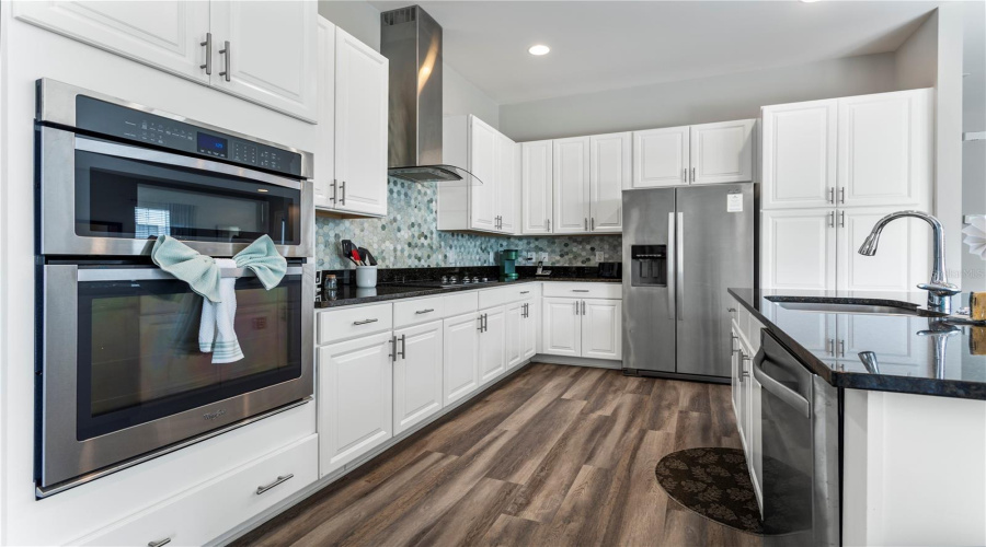 REUNION, Florida 34747, 5 Bedrooms Bedrooms, ,5 BathroomsBathrooms,Residential,For Sale,FAIRVIEW,0,MFRO6248132