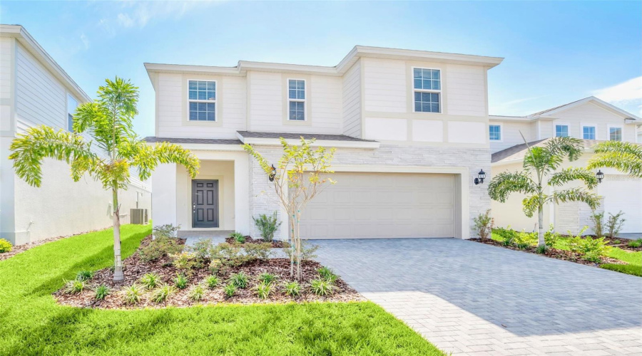 DAVENPORT, Florida 33897, 7 Bedrooms Bedrooms, ,5 BathroomsBathrooms,Residential,For Sale,KONA,0,MFRO6238346