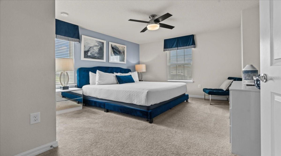 DAVENPORT, Florida 33897, 7 Bedrooms Bedrooms, ,5 BathroomsBathrooms,Residential,For Sale,KONA,0,MFRO6238346