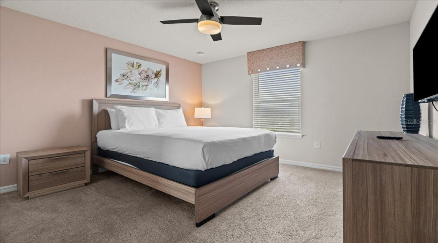 DAVENPORT, Florida 33897, 7 Bedrooms Bedrooms, ,5 BathroomsBathrooms,Residential,For Sale,KONA,0,MFRO6238346