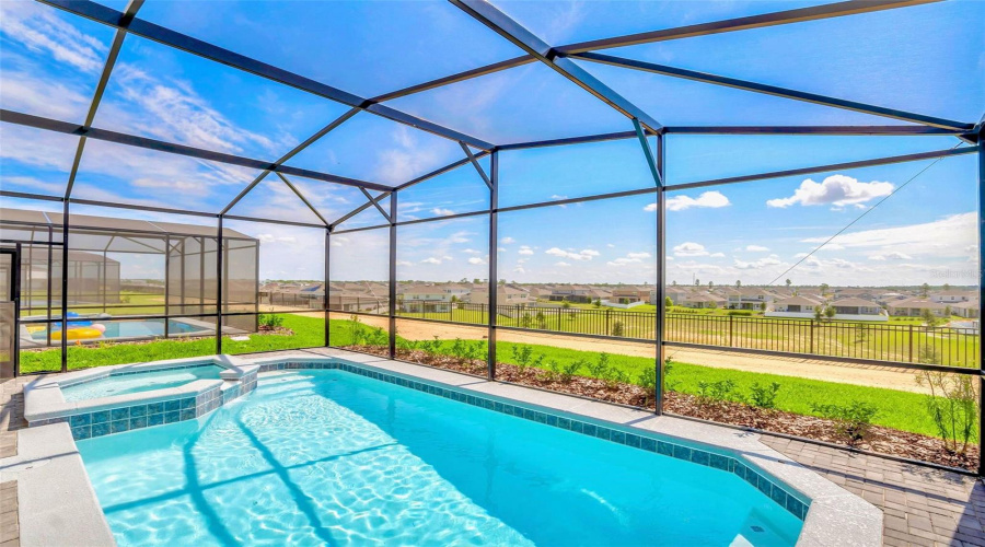 DAVENPORT, Florida 33897, 7 Bedrooms Bedrooms, ,5 BathroomsBathrooms,Residential,For Sale,KONA,0,MFRO6238346