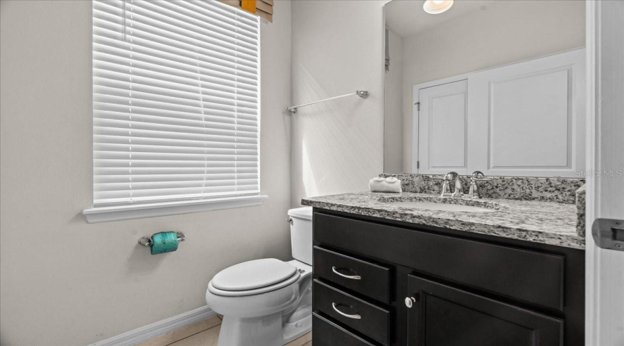 DAVENPORT, Florida 33897, 7 Bedrooms Bedrooms, ,5 BathroomsBathrooms,Residential,For Sale,KONA,0,MFRO6238346