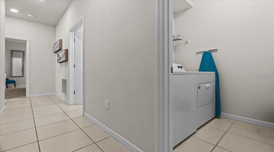 DAVENPORT, Florida 33897, 7 Bedrooms Bedrooms, ,5 BathroomsBathrooms,Residential,For Sale,KONA,0,MFRO6238346