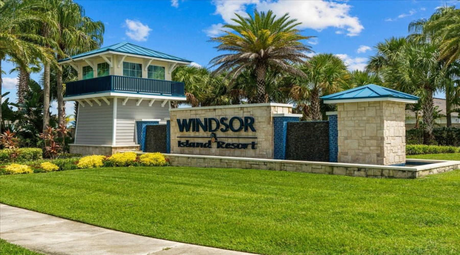 DAVENPORT, Florida 33897, 7 Bedrooms Bedrooms, ,5 BathroomsBathrooms,Residential,For Sale,KONA,0,MFRO6238346
