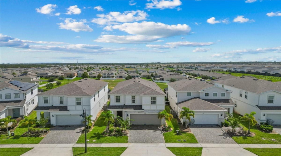 DAVENPORT, Florida 33897, 7 Bedrooms Bedrooms, ,5 BathroomsBathrooms,Residential,For Sale,KONA,0,MFRO6238346