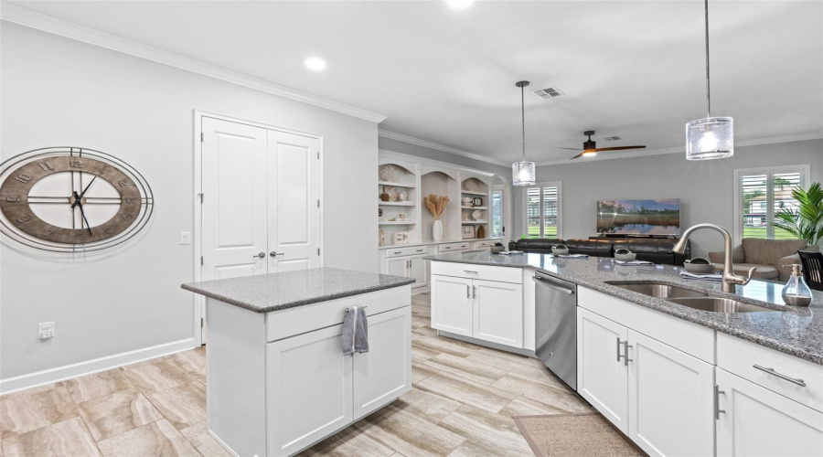 DAVENPORT, Florida 33896, 4 Bedrooms Bedrooms, ,3 BathroomsBathrooms,Residential,For Sale,MICKELSON CT,0,MFRS5132769