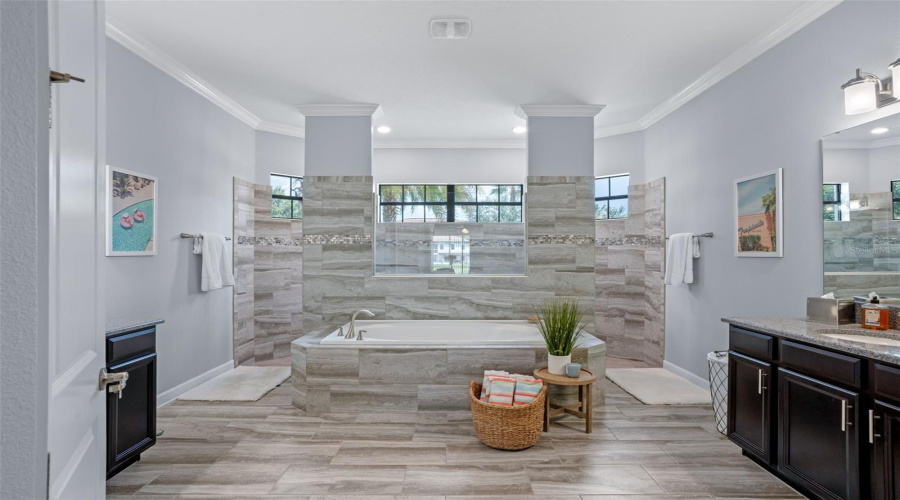 DAVENPORT, Florida 33896, 4 Bedrooms Bedrooms, ,3 BathroomsBathrooms,Residential,For Sale,MICKELSON CT,0,MFRS5132769