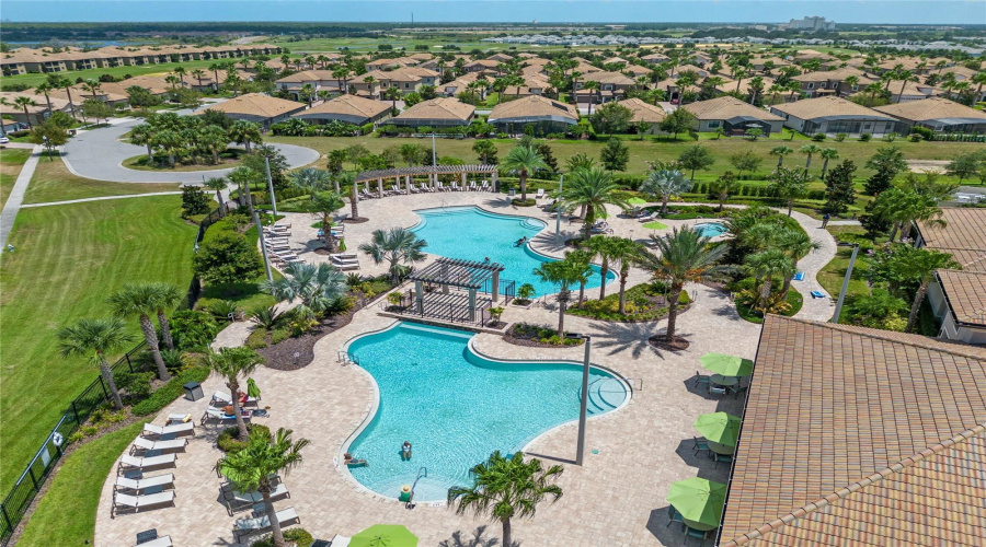 DAVENPORT, Florida 33896, 4 Bedrooms Bedrooms, ,3 BathroomsBathrooms,Residential,For Sale,MICKELSON CT,0,MFRS5132769