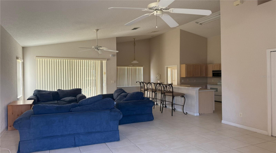 DAVENPORT, Florida 33897, 4 Bedrooms Bedrooms, ,2 BathroomsBathrooms,Residential,For Sale,CORVINA,0,MFRO6333131