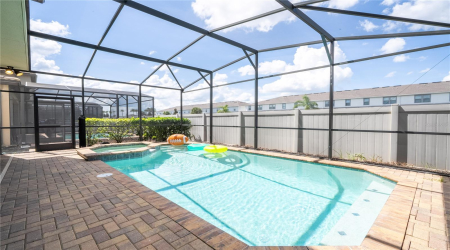 KISSIMMEE, Florida 34747, 6 Bedrooms Bedrooms, ,4 BathroomsBathrooms,Residential,For Sale,RHODES,0,MFRO6329881