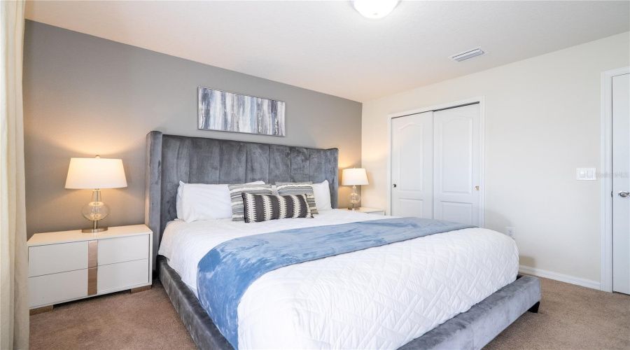 KISSIMMEE, Florida 34747, 6 Bedrooms Bedrooms, ,4 BathroomsBathrooms,Residential,For Sale,RHODES,0,MFRO6329881