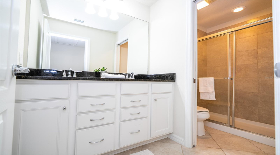 KISSIMMEE, Florida 34747, 6 Bedrooms Bedrooms, ,4 BathroomsBathrooms,Residential,For Sale,RHODES,0,MFRO6329881