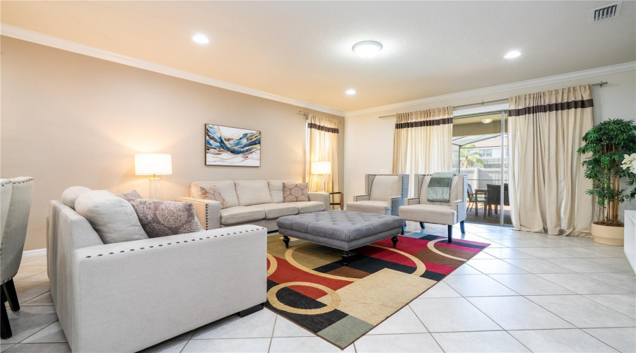 KISSIMMEE, Florida 34747, 6 Bedrooms Bedrooms, ,4 BathroomsBathrooms,Residential,For Sale,RHODES,0,MFRO6329881