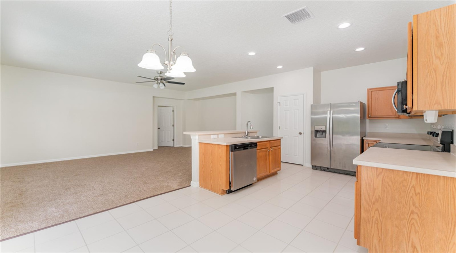 DAVENPORT, Florida 33897, 4 Bedrooms Bedrooms, ,3 BathroomsBathrooms,Residential,For Sale,ANDOVER,0,MFRO6327460