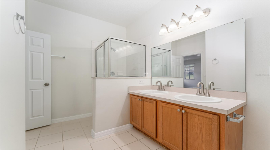 DAVENPORT, Florida 33897, 4 Bedrooms Bedrooms, ,3 BathroomsBathrooms,Residential,For Sale,ANDOVER,0,MFRO6327460