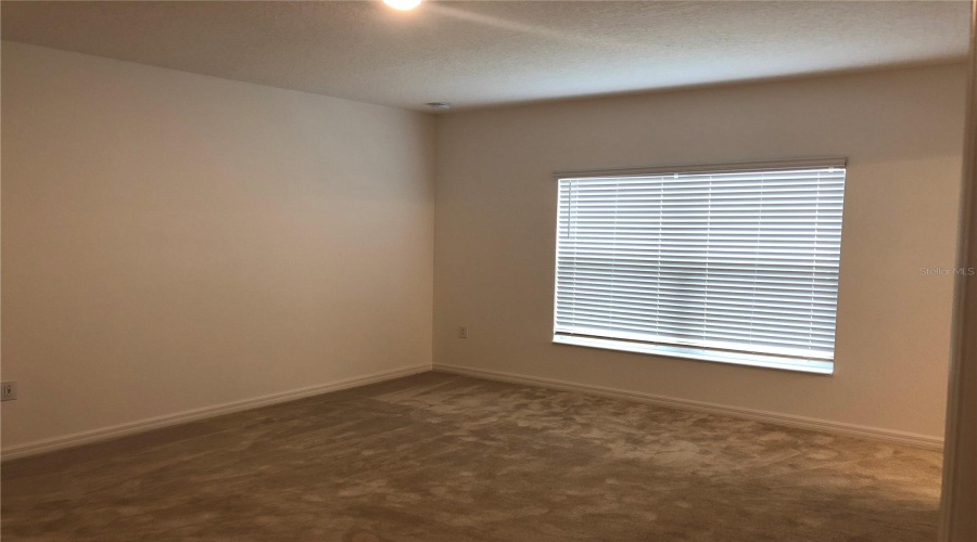 DAVENPORT, Florida 33897, 4 Bedrooms Bedrooms, ,2 BathroomsBathrooms,Residential,For Sale,OGELTHORPE,0,MFRO6336423